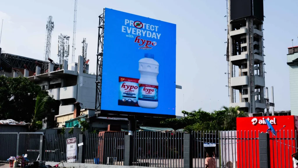 Experiential OOH: How to Make Your Brand Unforgettable in 2026.