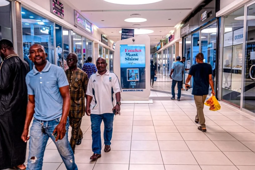 From Passersby to Customers: How OOH Drives Foot Traffic to Physical Stores