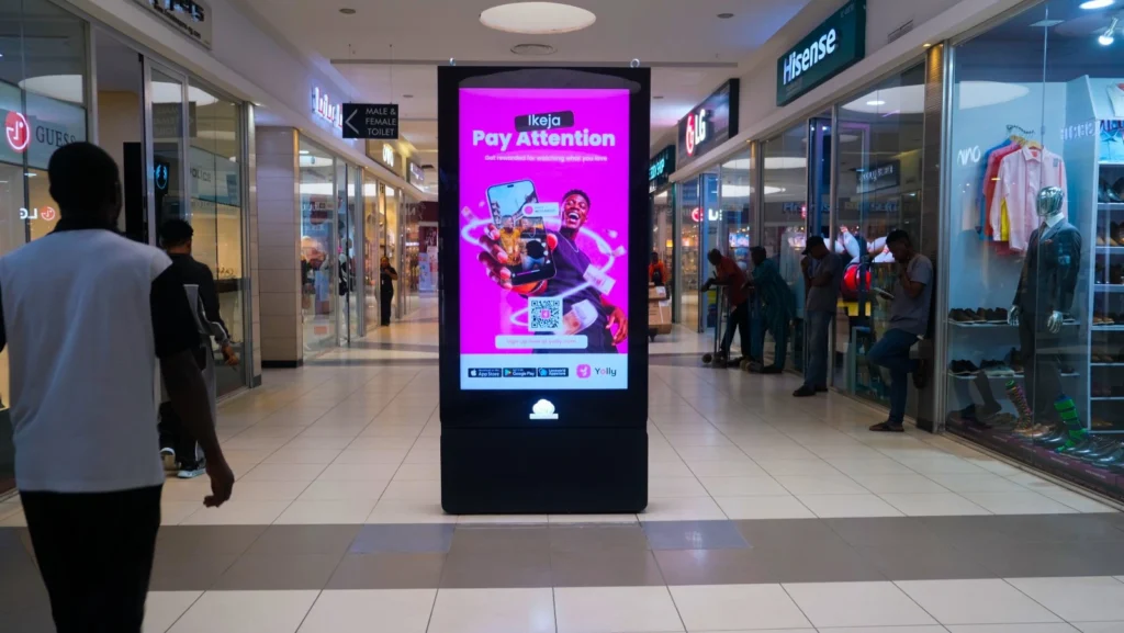 One Campaign, Many Formats: Why OOH Creative Should Adapt to Its Environment